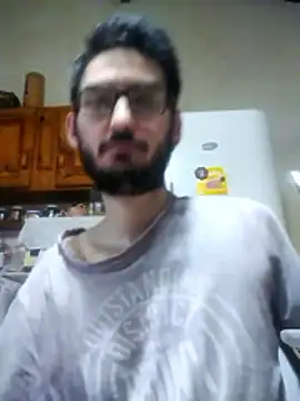 Snapshot of Fefede97_ chatting on November 5, 2025, 5:29 am Fefede97 online show from November 5, 2025, 5:29 am