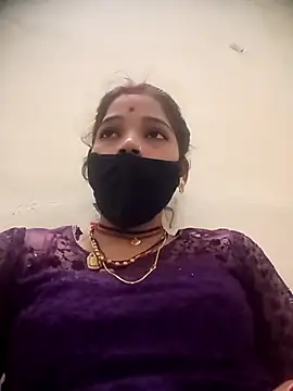 Snapshot of Mahek_love143 chatting on May 24, 2026, 2:49 am Mahek love143 online show from May 24, 2026, 2:49 am