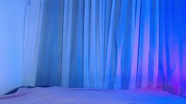 Snapshot of ScarlethHotCs_ chatting on October 8, 2025, 3:59 am ScarlethHotCs online show from October 8, 2025, 3:59 am