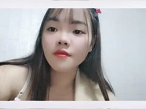 Snapshot of Meomeo-meo chatting on November 6, 2025, 11:33 am Meomeo-meo online show from November 6, 2025, 11:33 am