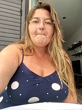 HornyBella88 online show from September 25, 2025, 9:35 am