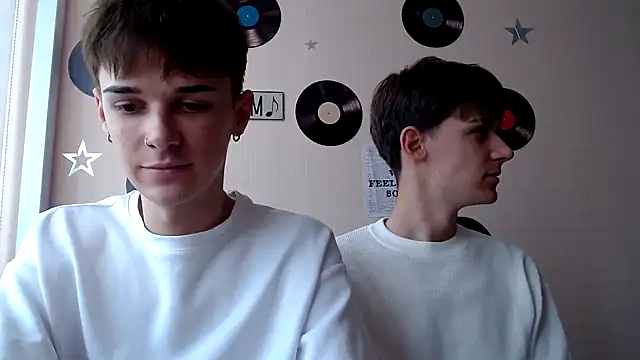 Snapshot of Hoot_Dude_ chatting on September 30, 2025, 10:53 am Hoot Dude online show from September 30, 2025, 10:53 am