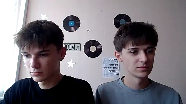 Snapshot of Hoot_Dude_ chatting on October 1, 2025, 11:05 am Hoot Dude online show from October 1, 2025, 11:05 am