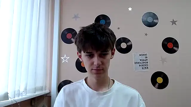 Snapshot of Hoot_Dude_ chatting on October 7, 2025, 1:30 pm Hoot Dude online show from October 7, 2025, 1:30 pm