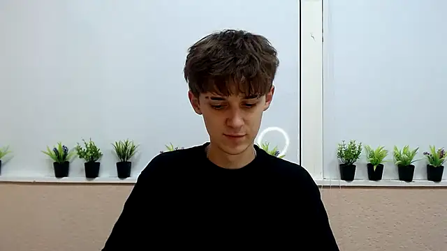 Snapshot of Hoot_Dude_ chatting on October 18, 2025, 1:34 pm Hoot Dude online show from October 18, 2025, 1:34 pm