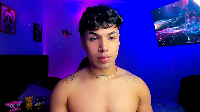 Adams Collins online show from November 30, 2025, 5:28 pm