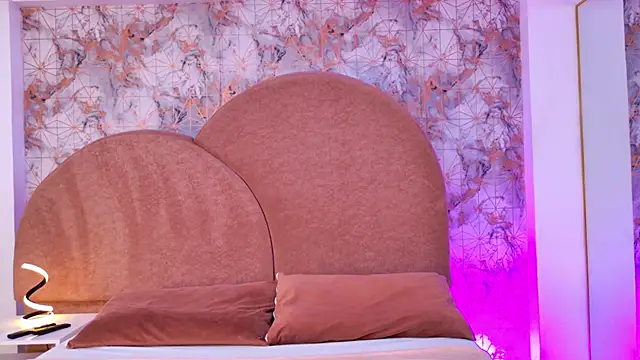 Snapshot of Aliss_Star chatting on October 12, 2025, 12:04 pm Aliss Star online show from October 12, 2025, 12:04 pm