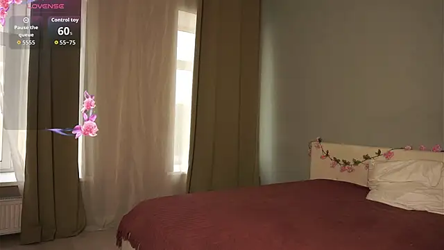 IveyJomes online show from October 4, 2025, 7:50 am