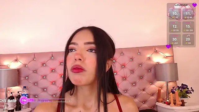 Liv20  online show from December 3, 2025, 3:58 am