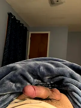 juanjR11 online show from November 11, 2025, 8:03 am