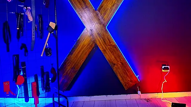 Massteer dannlook bdsm  online show from September 29, 2025, 9:08 pm