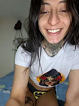 Snapshot of Harley_Miller_ chatting on October 8, 2025, 11:08 am Harley Miller online show from October 8, 2025, 11:08 am