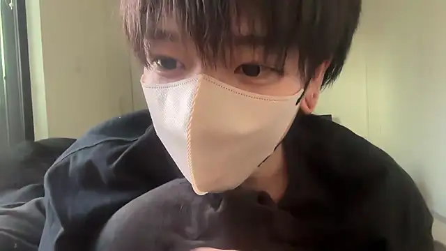 tora3220 online show from April 11, 2026, 5:23 am