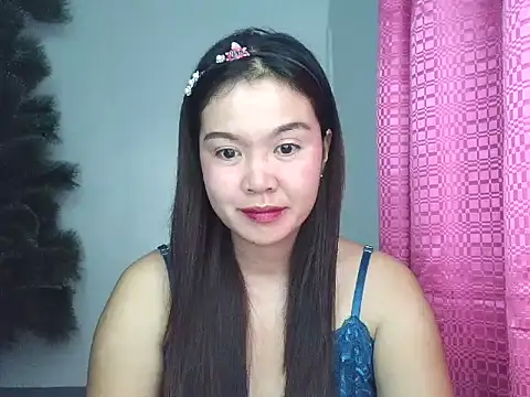 dolly jane34 online show from April 12, 2026, 9:09 pm