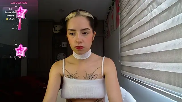 Kittyross online show from April 8, 2026, 5:35 pm