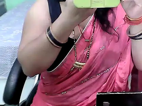 Snapshot of BABITA_KUMARII chatting on April 8, 2026, 5:02 pm BABITA KUMARII online show from April 8, 2026, 5:02 pm