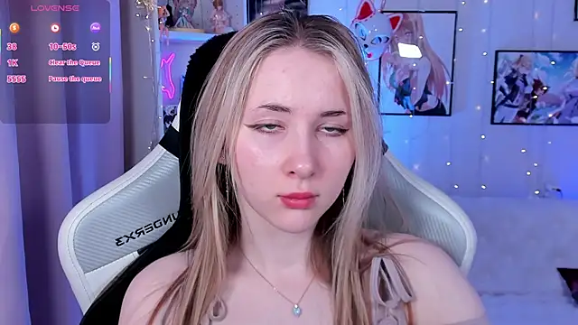 Snapshot of LiraKink chatting on January 19, 2026, 3:21 am LiraKink online show from January 19, 2026, 3:21 am