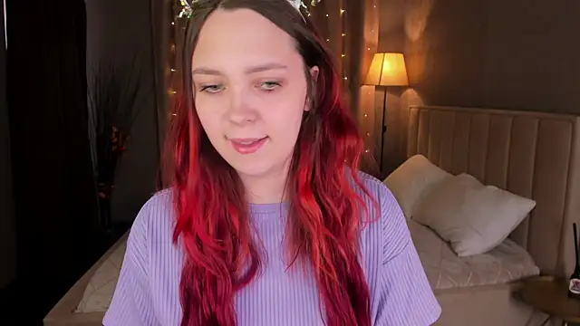 Monica  Queen online show from November 15, 2025, 5:27 am