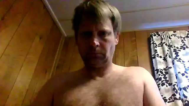 Snapshot of Fireball_two chatting on October 29, 2025, 1:24 pm Fireball two online show from October 29, 2025, 1:24 pm