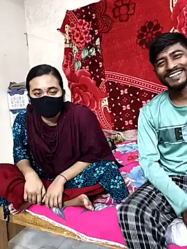 Love Queen11 online show from January 13, 2026, 4:23 pm