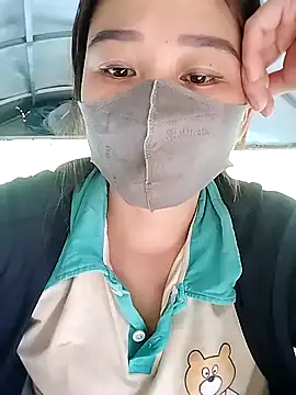 Girl Shy2000 online show from October 26, 2025, 2:28 am