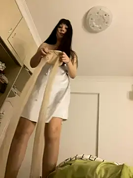 Xdouyaa online show from November 10, 2025, 6:07 pm