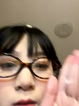 Xdouyaa online show from December 3, 2025, 6:06 pm