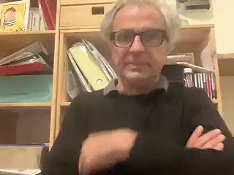 Snapshot of chtentation chatting on November 25, 2025, 4:18 pm chtentation online show from November 25, 2025, 4:18 pm