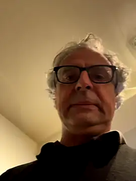 Snapshot of chtentation chatting on November 26, 2025, 2:29 pm chtentation online show from November 26, 2025, 2:29 pm