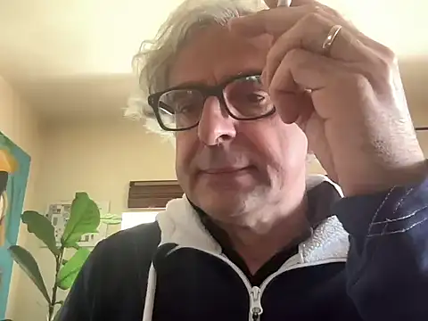 Snapshot of chtentation chatting on February 25, 2026, 11:42 am chtentation online show from February 25, 2026, 11:42 am