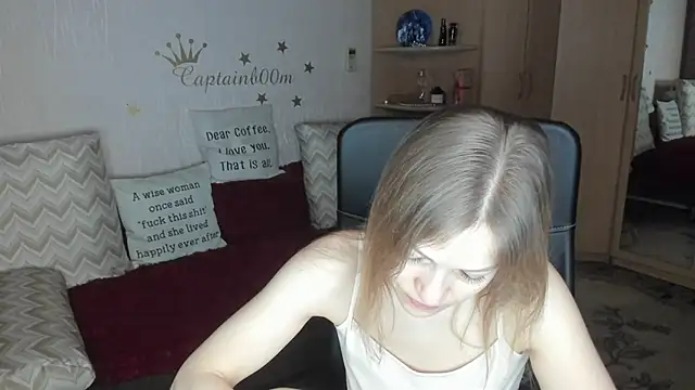 Snapshot of Tiffany_Bates chatting on December 22, 2025, 3:14 am Tiffany Bates online show from December 22, 2025, 3:14 am