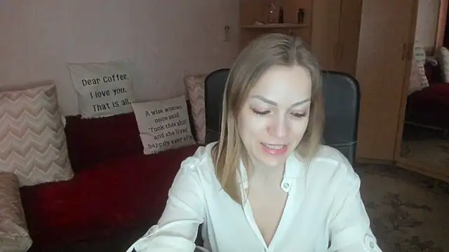 Snapshot of Tiffany_Bates chatting on March 19, 2026, 10:08 am Tiffany Bates online show from March 19, 2026, 10:08 am