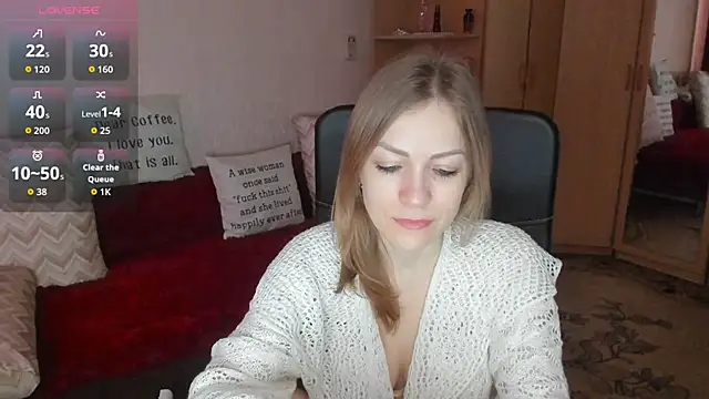 Snapshot of Tiffany_Bates chatting on April 15, 2026, 9:16 am Tiffany Bates online show from April 15, 2026, 9:16 am