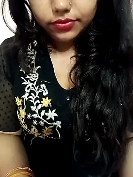 Miss Rose   online show from October 31, 2025, 7:09 am