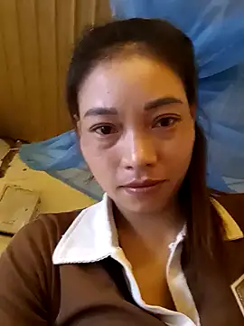 Phiny xx online show from October 12, 2025, 10:03 am