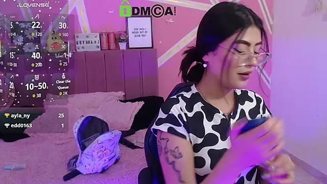 isa bunny18 online show from February 13, 2026, 5:58 am