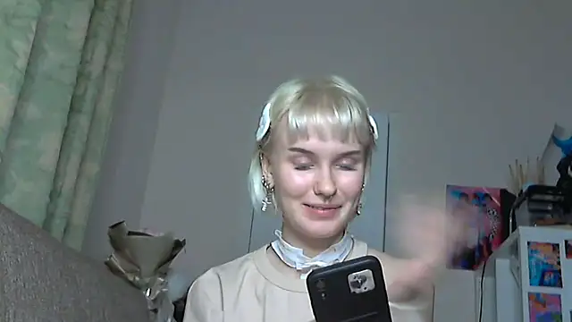 Paradoxy  online show from December 15, 2025, 8:13 pm