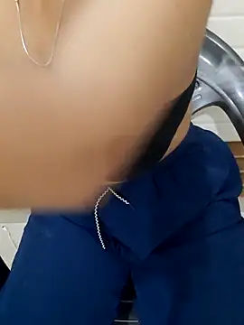 Minakshi 677 online show from November 9, 2025, 5:11 pm