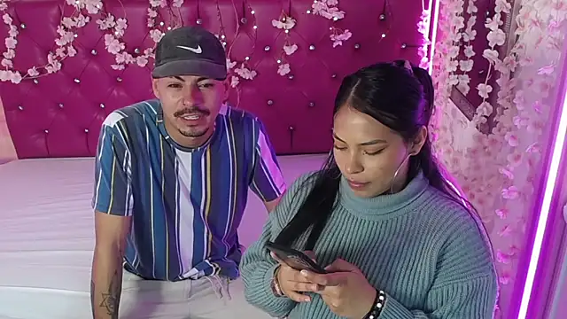 Fresh and Mei online show from October 21, 2025, 3:40 am