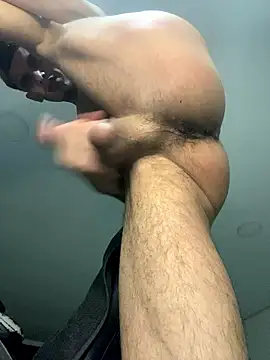 Snapshot of Pingasaboy20 chatting on January 9, 2026, 11:06 pm Pingasaboy20 online show from January 9, 2026, 11:06 pm