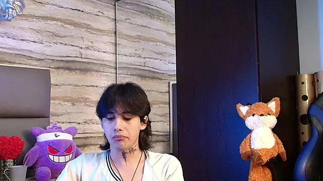 Snapshot of Lovers_21 chatting on March 2, 2026, 4:14 am Lovers 21 online show from March 2, 2026, 4:14 am