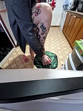 candymaxxx online show from February 5, 2026, 4:11 pm