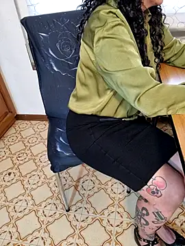 candymaxxx online show from March 27, 2026, 5:23 pm