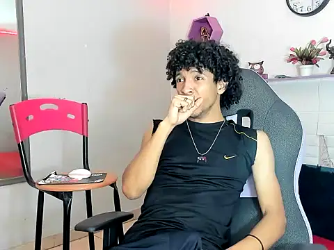 xion ez online show from November 3, 2025, 7:37 pm