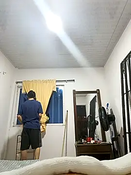 Snapshot of SoftieUwU chatting on October 1, 2025, 5:46 am SoftieUwU online show from October 1, 2025, 5:46 am