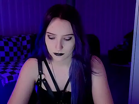 violet-siren-x online show from June 3, 2026, 2:33 pm