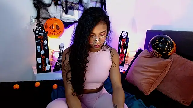 SashaBowei online show from October 25, 2025, 1:46 am