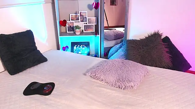 SashaBowei online show from February 28, 2026, 3:29 am