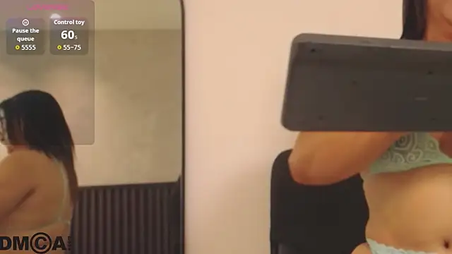 Snapshot of alahia_mellers chatting on October 26, 2025, 3:56 am alahia mellers online show from October 26, 2025, 3:56 am