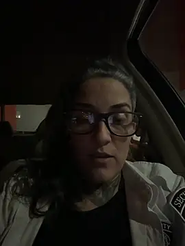 Snapshot of inkdmagz chatting on September 26, 2025, 5:00 am inkdmagz online show from September 26, 2025, 5:00 am